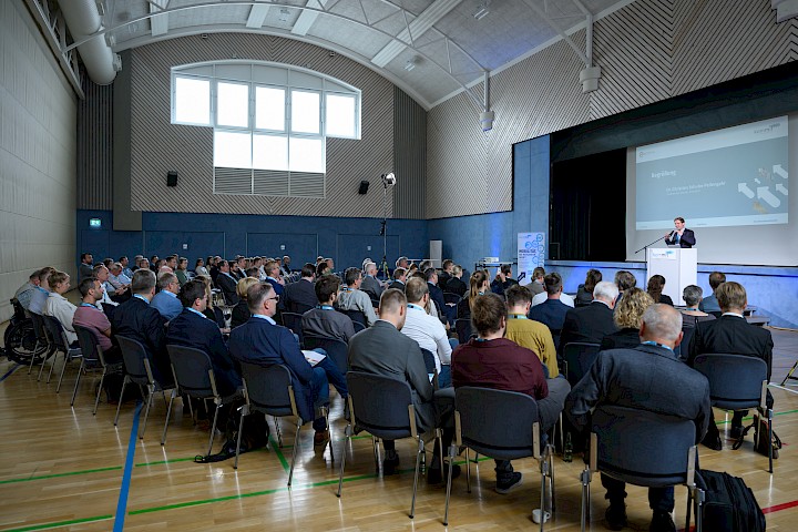 Auftakt des Abschlusslaborberichtes in der Steverhalle
