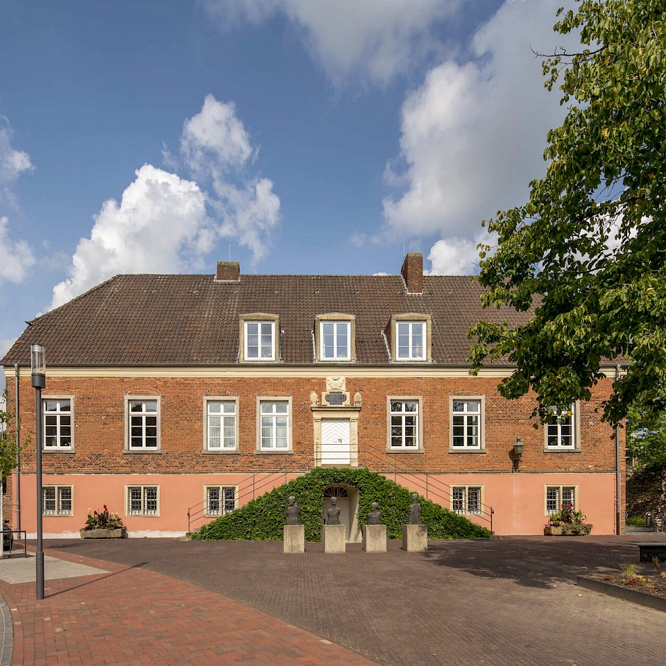 Die Burg Vreden beheimatet das Rathaus der Gemeinde